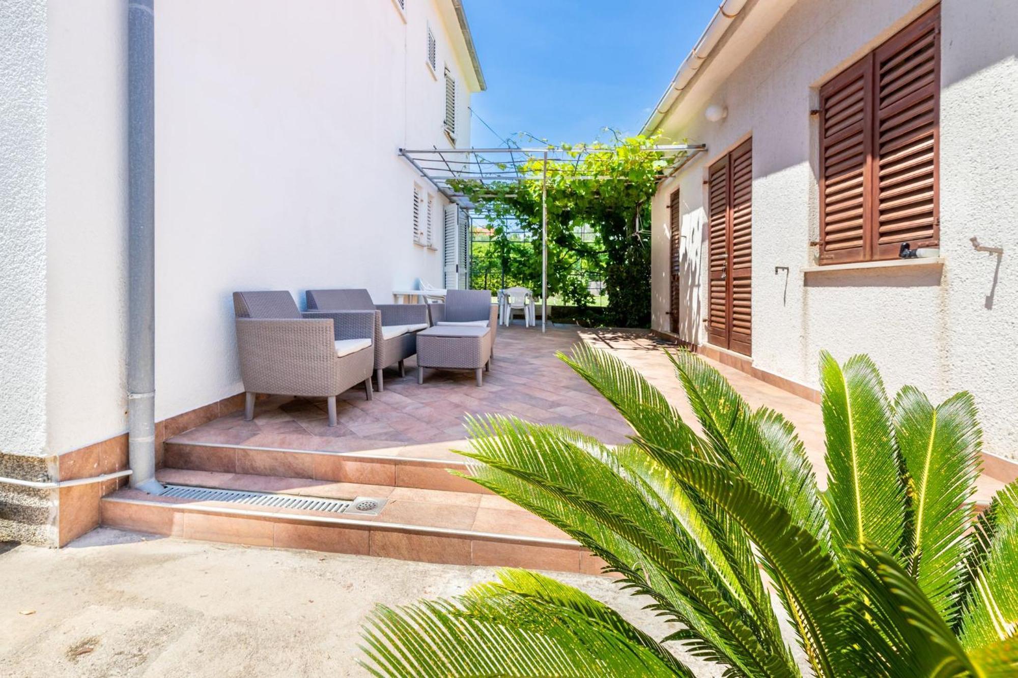 Rooms Sale Marija Baška Exterior foto